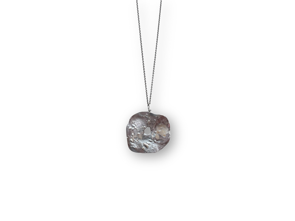 Necklace nr 01